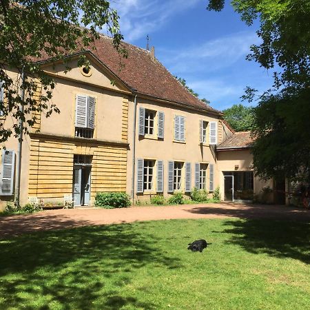 La Maison Des Peres Charolles Exteriör bild